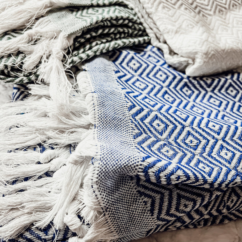 XL Turkish Cotton Towel 200GSM Oversized Bath, Pool, Hair and Picnic Towel