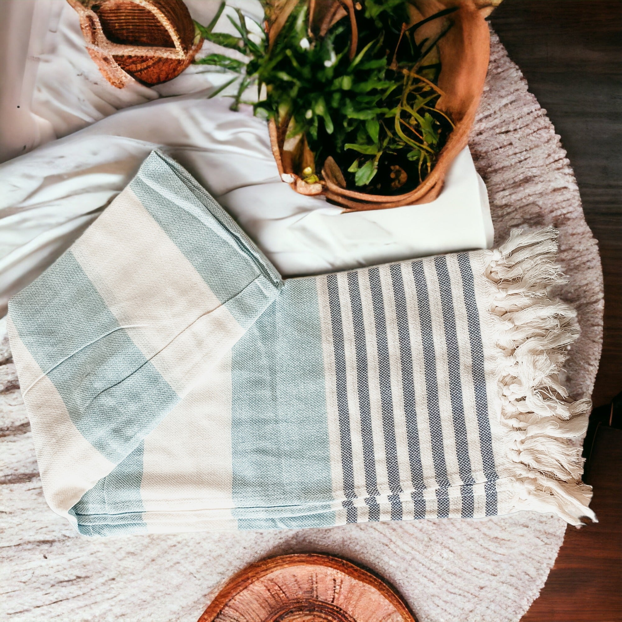 Mediterranean Cotton Bath Towel 180GSM Lightweight Gray Blue Summer